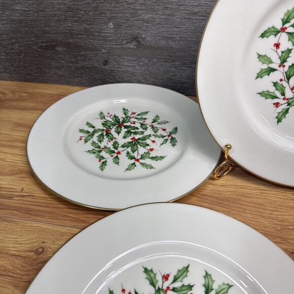 Lenox Special Christmas Dinner Plates Large Holly Berry Gold Trim 10.5" Set of 5 - Picture 6 of 9
